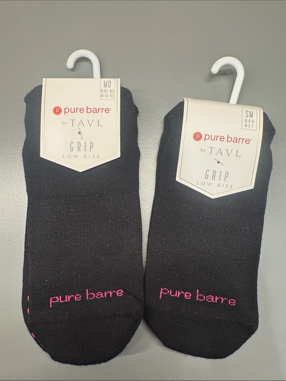 NEW, 2 Pack, 1S/1M Pure Barre Low Rise Grip Socks in Black with Pink Logo